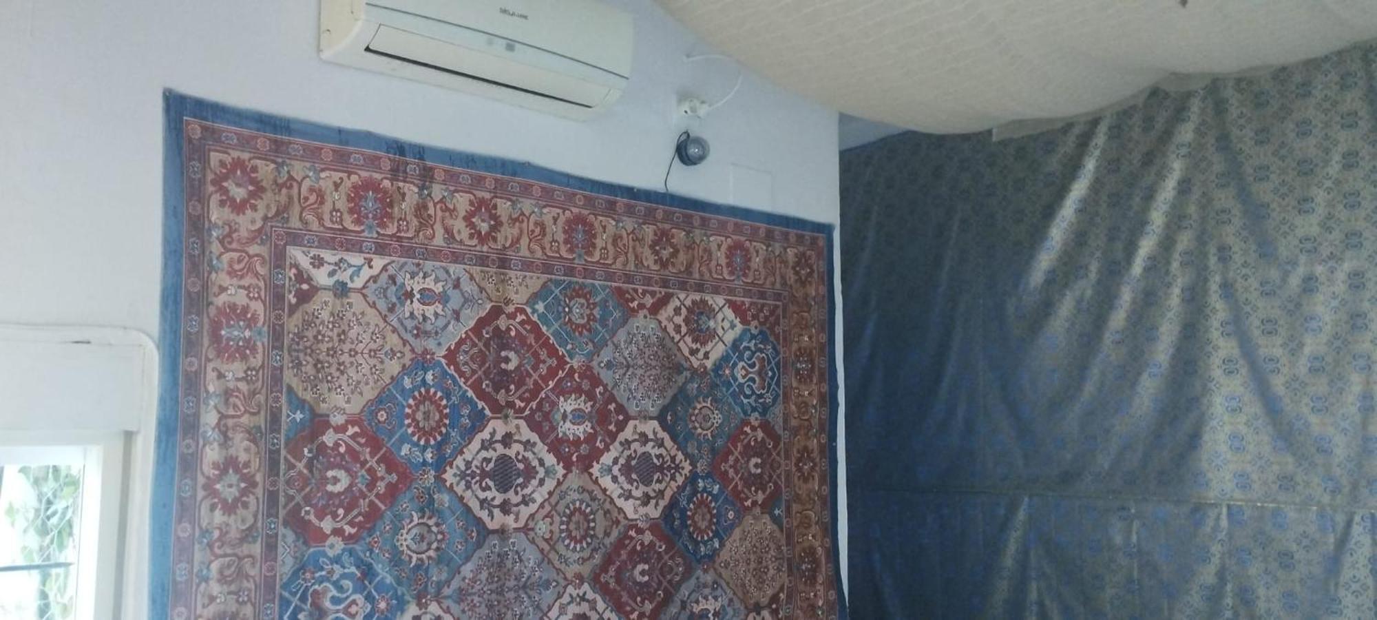 Sleep & Shower In A Typical District Cordova Esterno foto